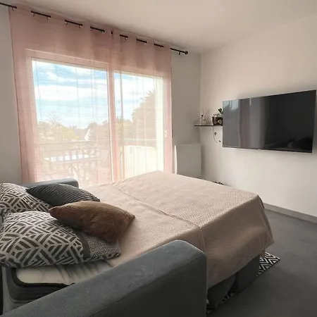 Le Cocon De La Paludiere 아파트 프풀리귀앙